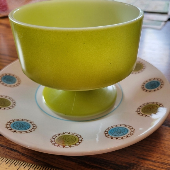 Vintage Federal Glass Pedestal Bowls (2) ~ Avocado Green ~ Dessert  Salsa ~ Cute - Picture 9 of 16